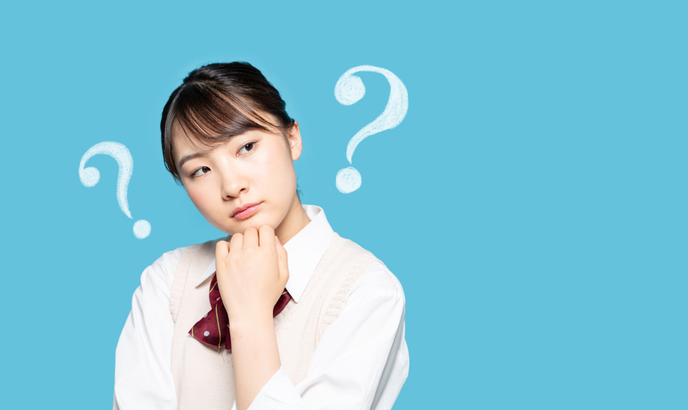 進路選びの失敗や後悔を事前に確認する声優志望者のイメージ写真