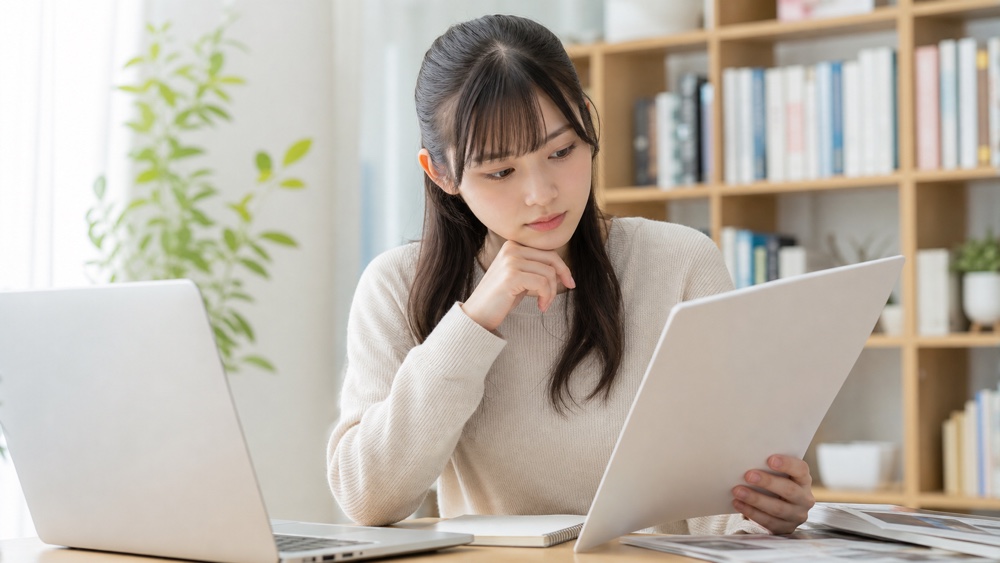 専門学校デジタルアーツ東京の口コミ評判を確認する声優志望の学生