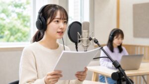 高知から声優養成所を検討する声優志望者のマイクレッスン風景