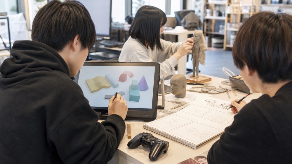 ゲームやCGやイラストの分野を横断して制作する学生