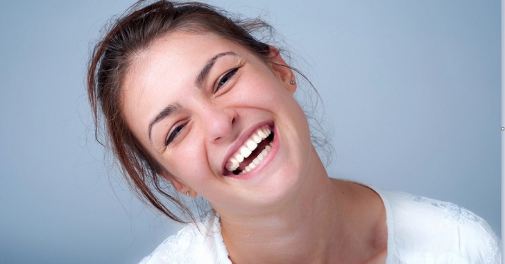 仕事で笑顔ができない 10万人と接客したベテランが教える自然な笑顔の作り方 Tid ティード